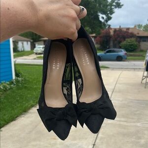 LC Lauren Conrad Black Heels Elegant Design